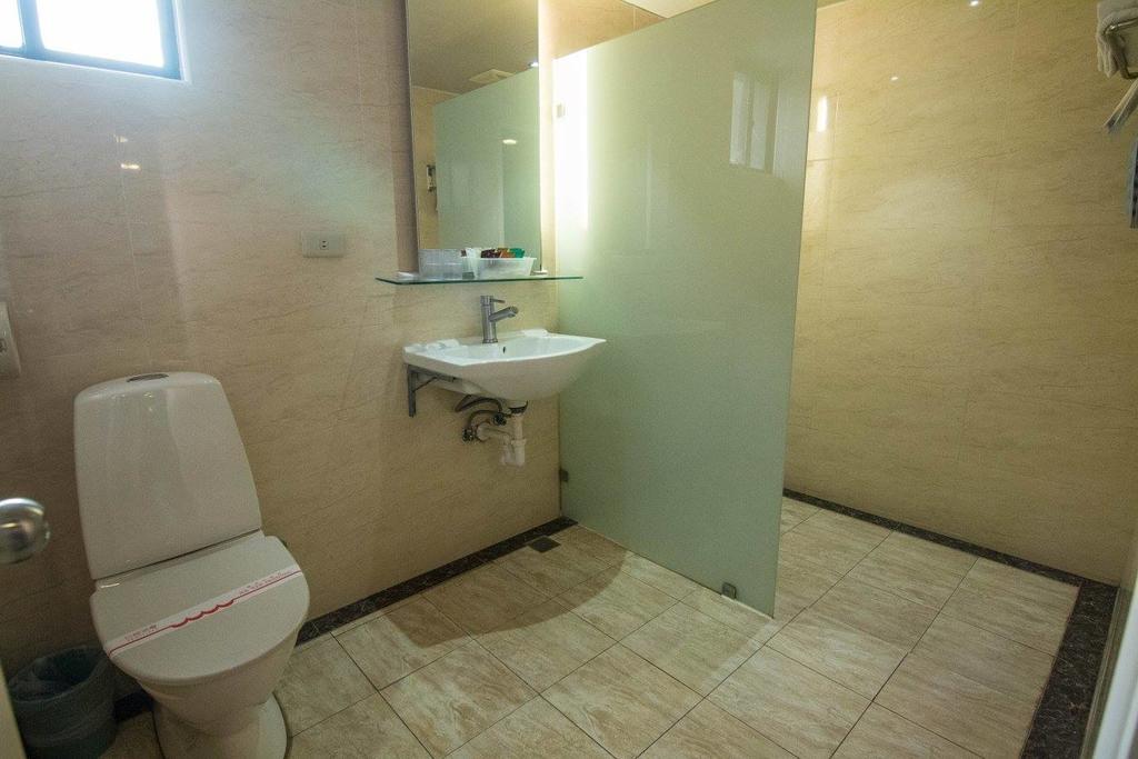 Katherine Plaza Hotel Гаосюн Экстерьер фото