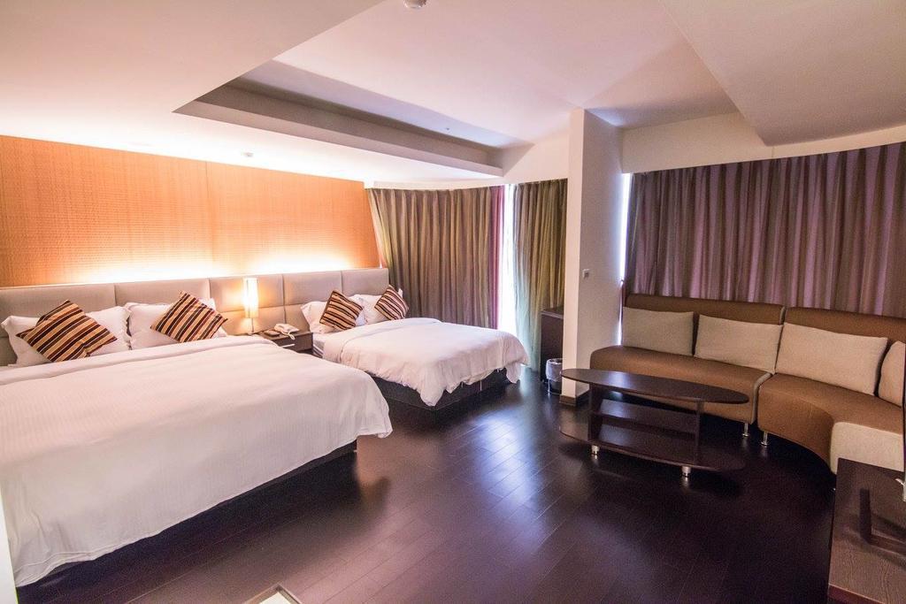 Katherine Plaza Hotel Гаосюн Экстерьер фото