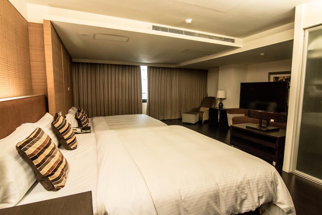 Katherine Plaza Hotel Гаосюн Экстерьер фото