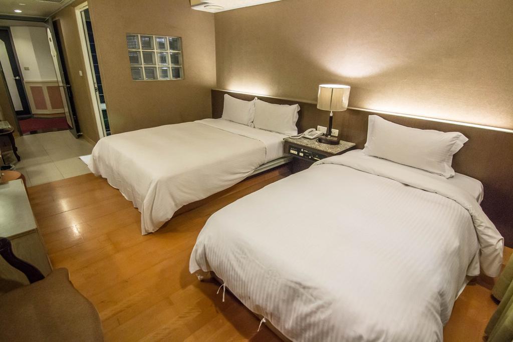 Katherine Plaza Hotel Гаосюн Экстерьер фото