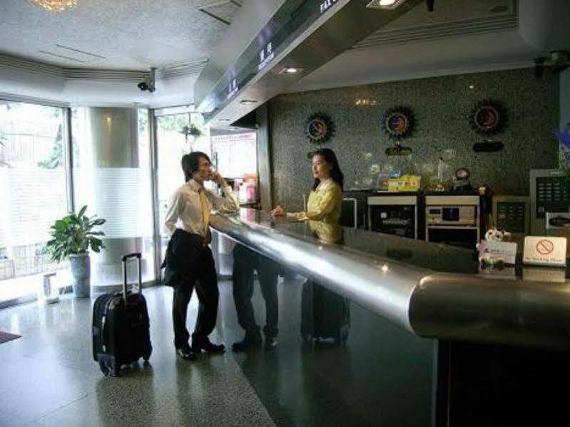 Katherine Plaza Hotel Гаосюн Экстерьер фото